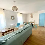 Apartment La Mouette Bleue -stationnement Gratuit-