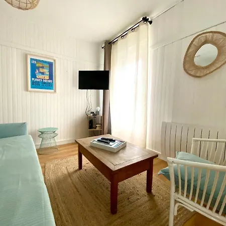 La Mouette Bleue -stationnement Gratuit- Ault